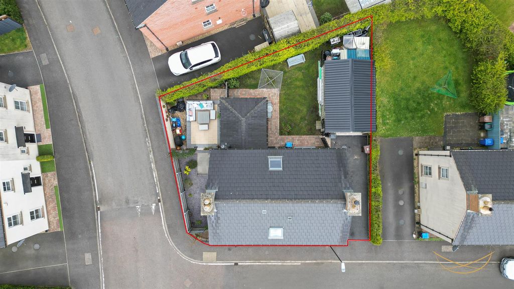 Additional image 4 of 4 bed detached house for saleReaders Place, Ballyclare BT39