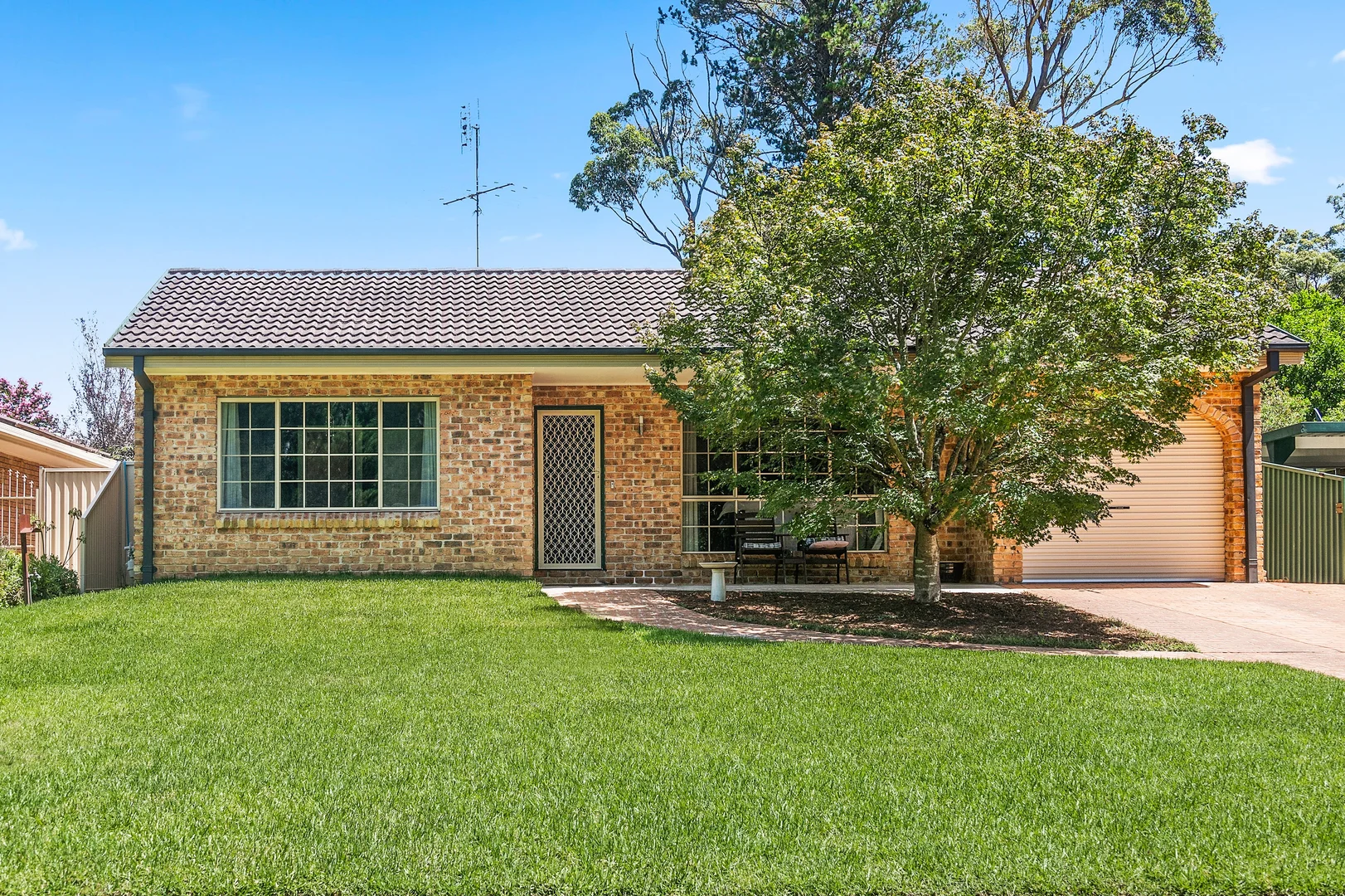 60 Railway Avenue, Colo Vale NSW 2575
