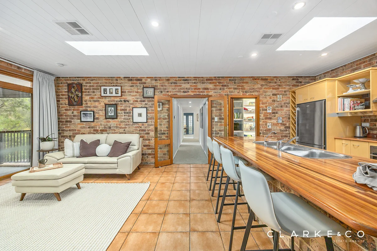 Additional image 3 of 1 Hilldale Drive, Bolwarra Heights NSW 2320