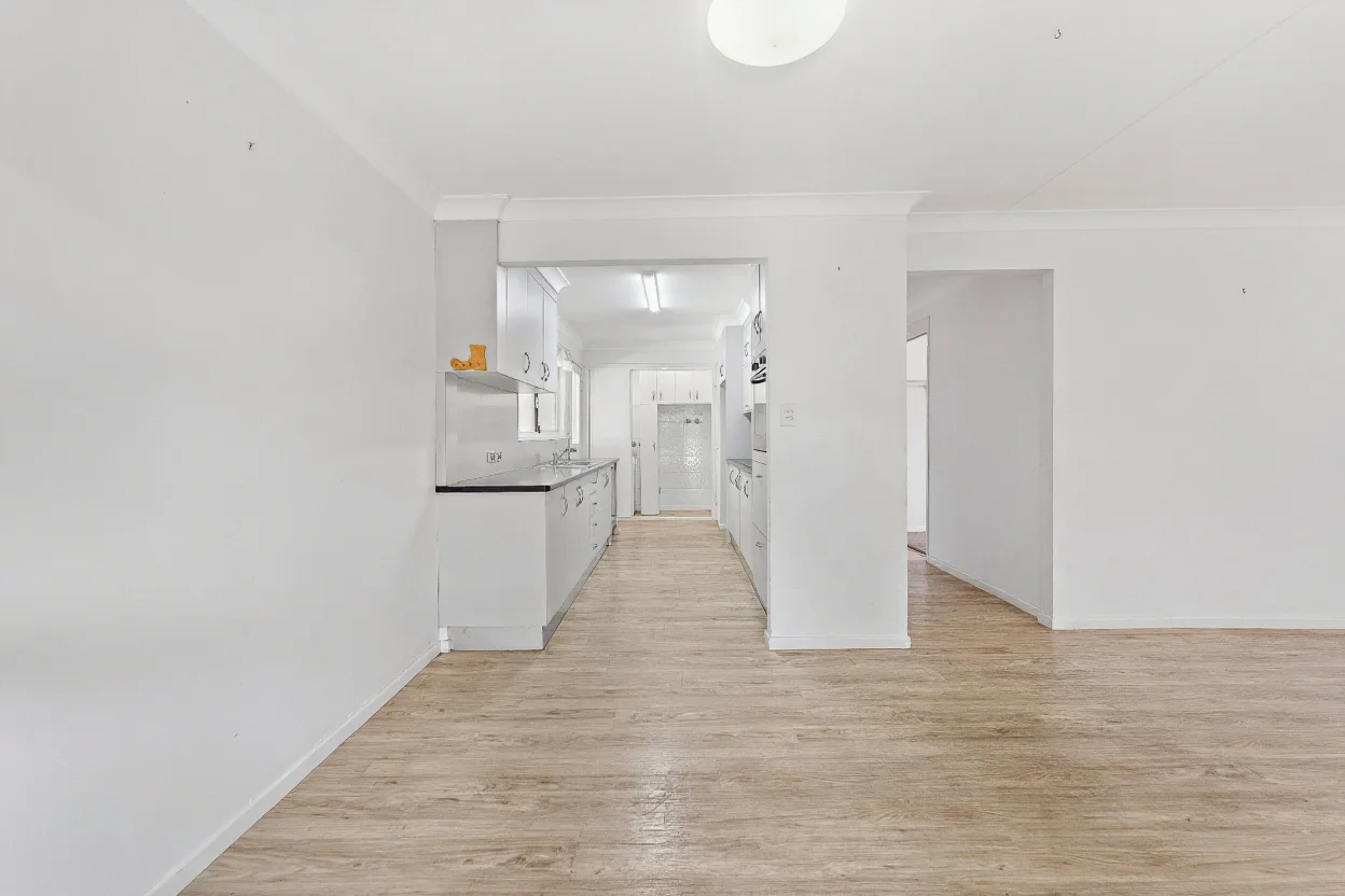 Additional image 3 of 5 Rochester Drive, Mount Warren Park QLD 4207