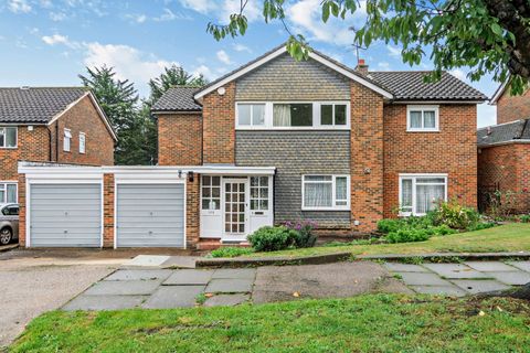 Albury Drive, Pinner HA5
