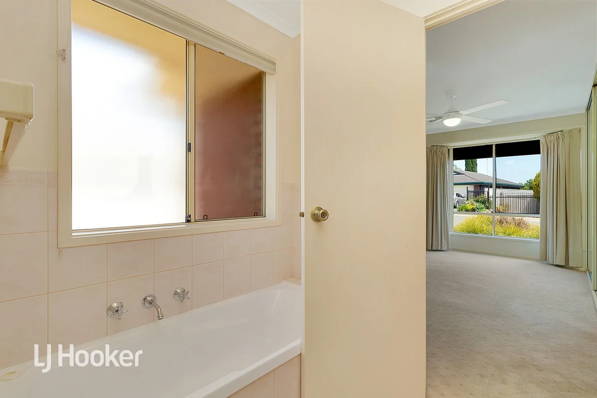 Additional image 3 of 11 Glastonbury Way, Craigmore SA 5114