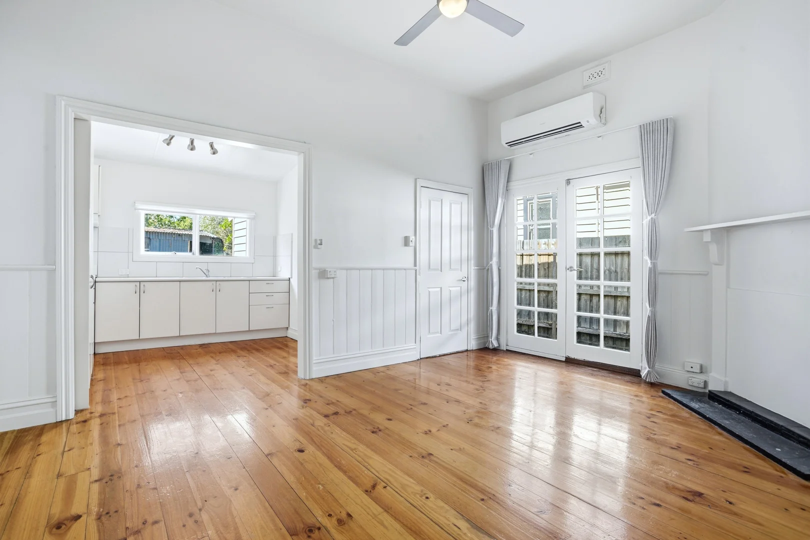 Additional image 2 of 9 Bayview Road, Seddon VIC 3011