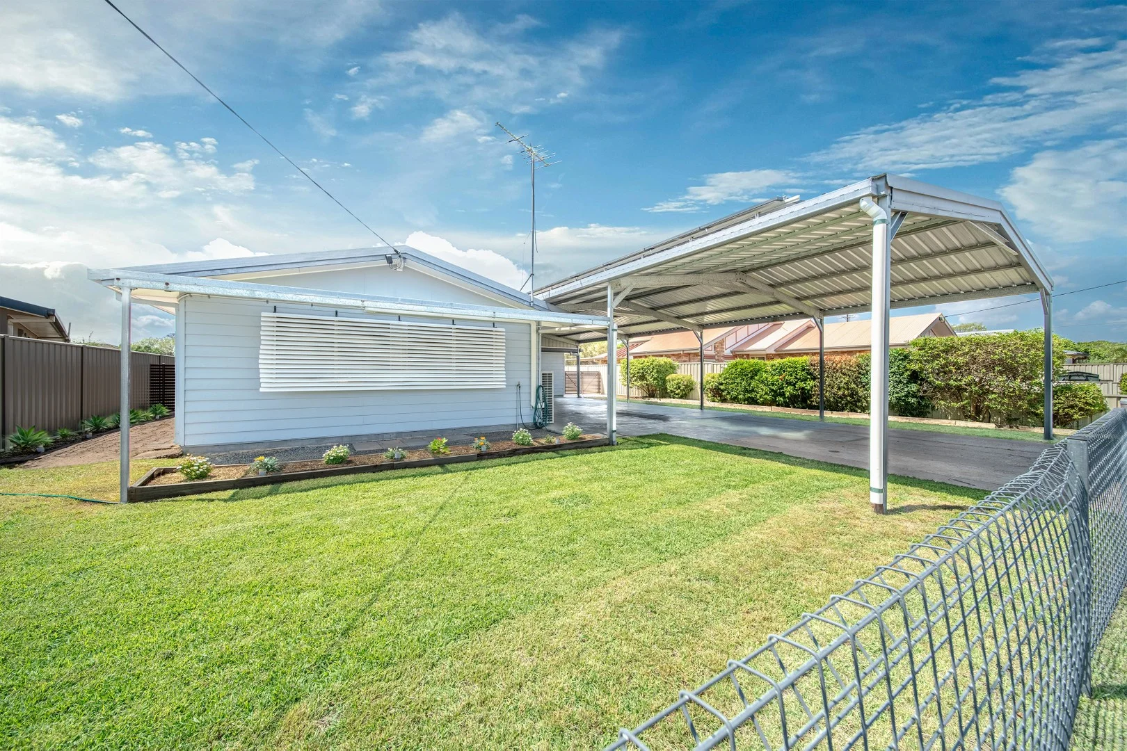 Additional image 2 of 1B Batts Place, Emerald QLD 4720