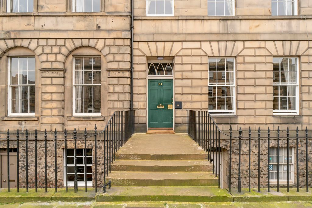 4 bed town house for sale51 Great King Street, New Town, Edinburgh EH3