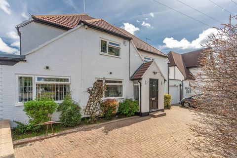 Altham Road, Hatch End, Pinner HA5