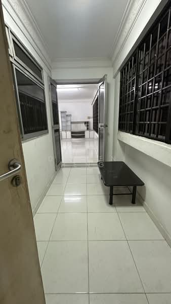 235 Pasir Ris Street 21