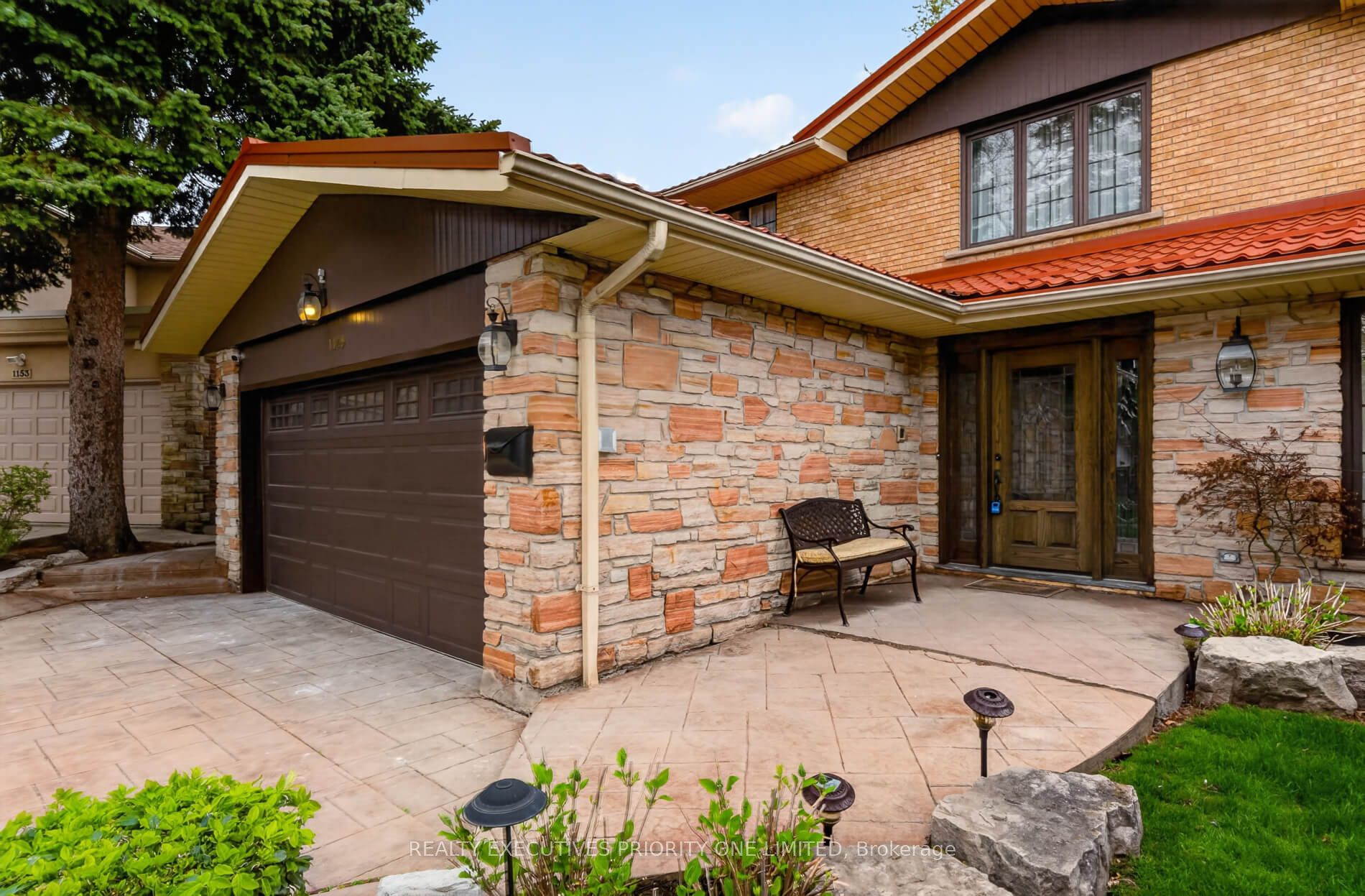Additional image 4 of 1149 Spragg Court, Mississauga, ON, L5C 2Z9
