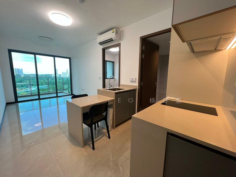 47 Normanton Park photo 2