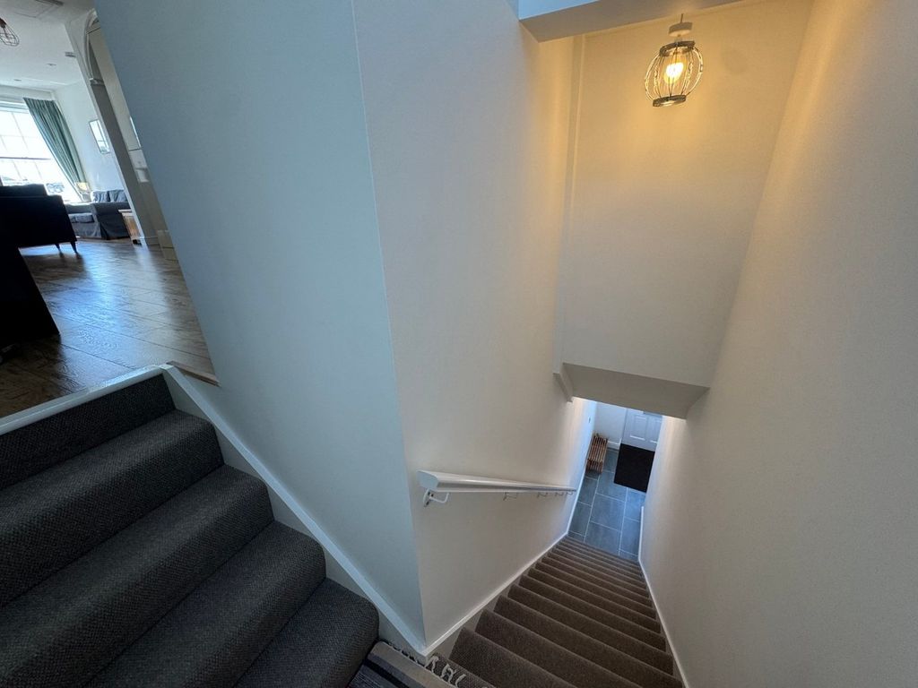 Additional image 9 of 2 bed flat for saleNorth Road, Aberaeron SA46