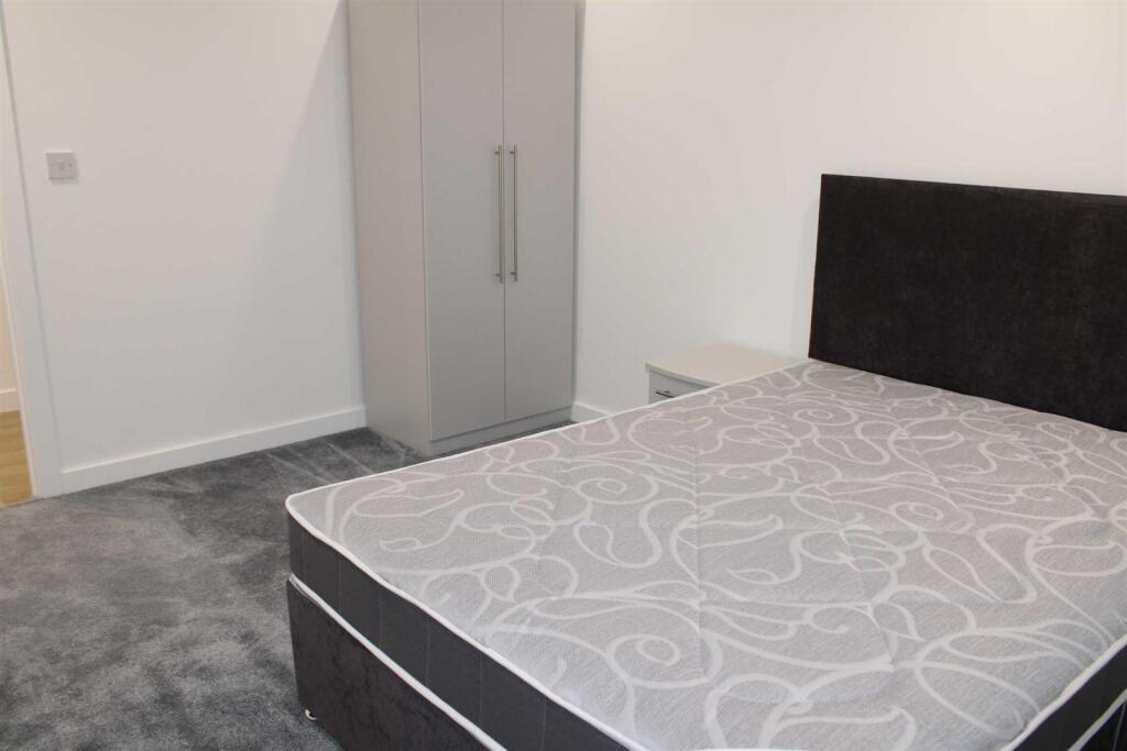 Additional image 7 of 150 High Street, West Bromwich