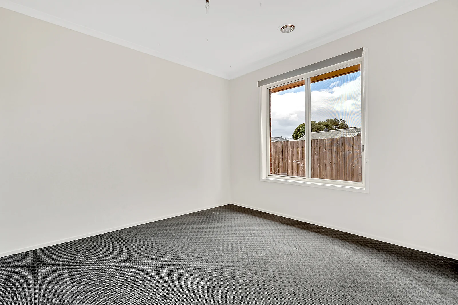 Additional image 14 of 4 Chelmsford Court, Craigieburn VIC 3064