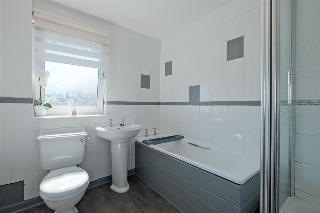 Additional image 19 of 3 bed flat for saleKingsbridge Drive, Rutherglen G73
