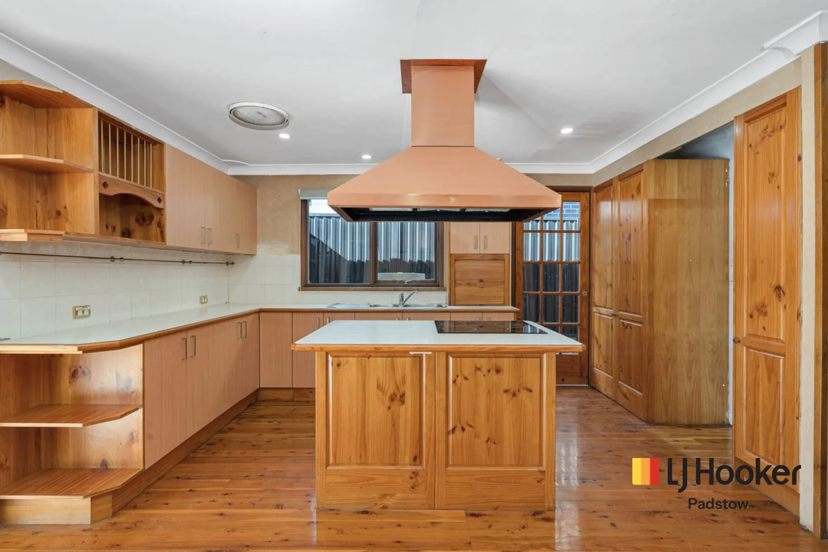 Additional image 3 of 29 Jacaranda Drive, Georges Hall NSW 2198