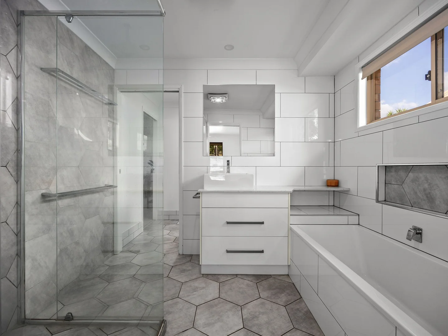 Additional image 14 of 218 Wildey Street, Flinders View QLD 4305