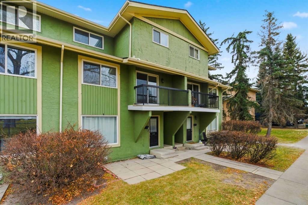 306, 2200 Woodview Drive SW
