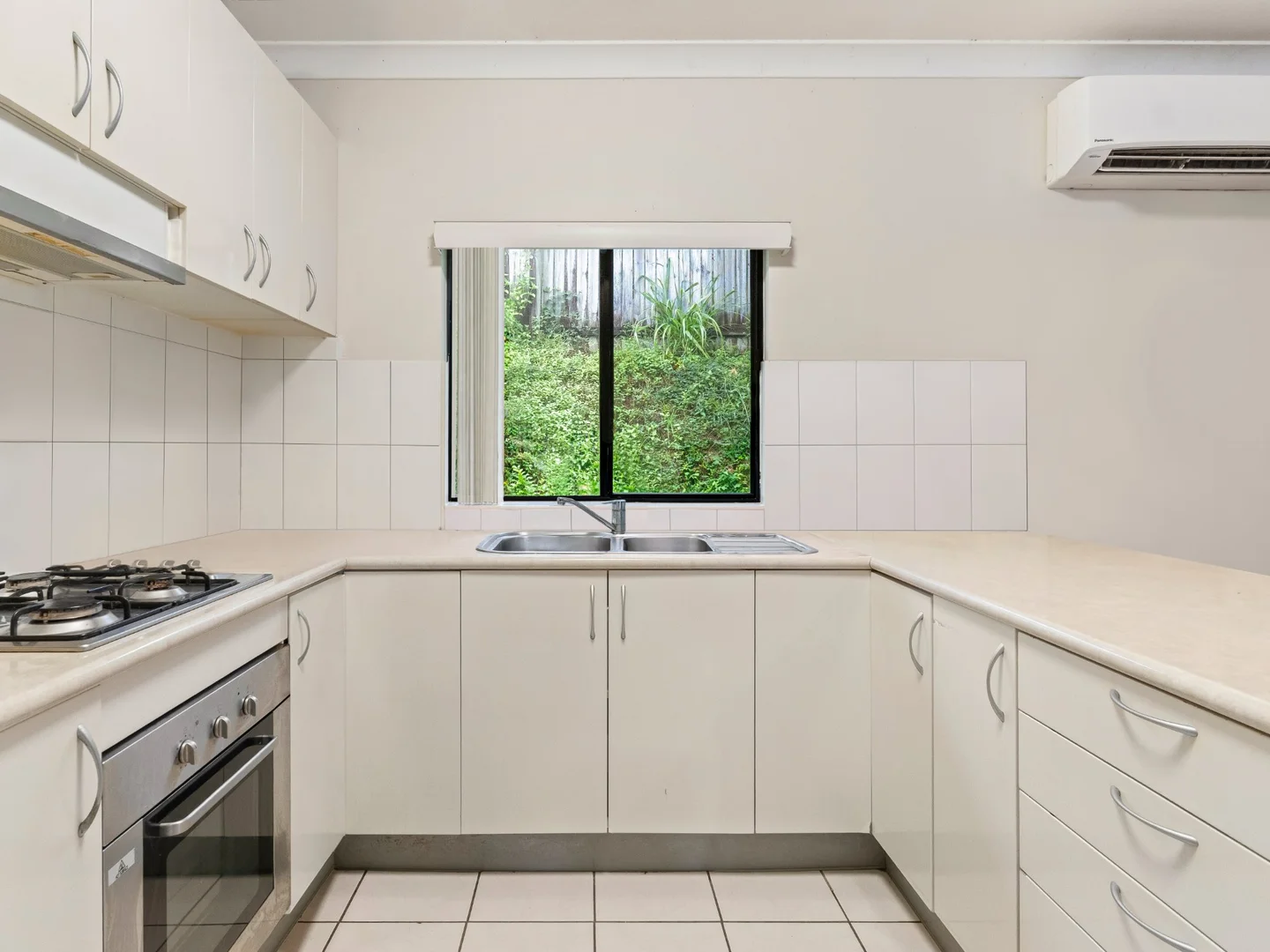 7 Bonner Close, Gordonvale QLD 4865 photo 4