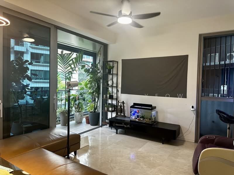 18A Amber Gardens photo 4
