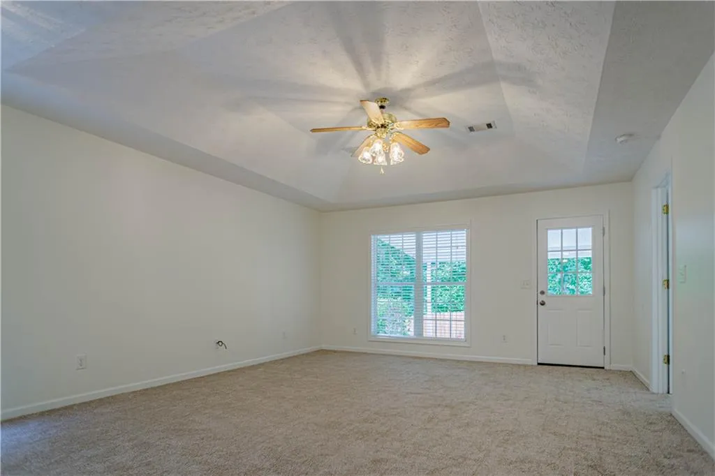 Additional image 3 of 3716 Holland Court, Phenix City, AL 36867