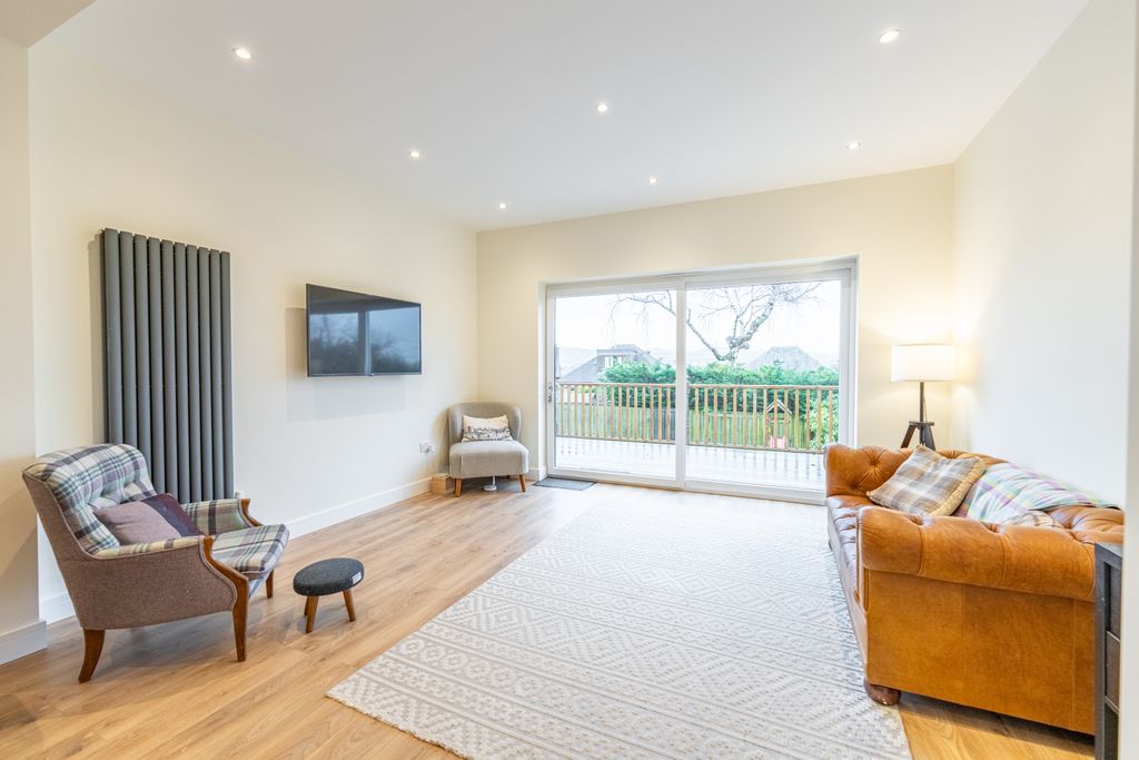 Additional image 7 of 4 bed detached bungalow for sale11 Craigmount Terrace, Corstorphine, Edinburgh EH12