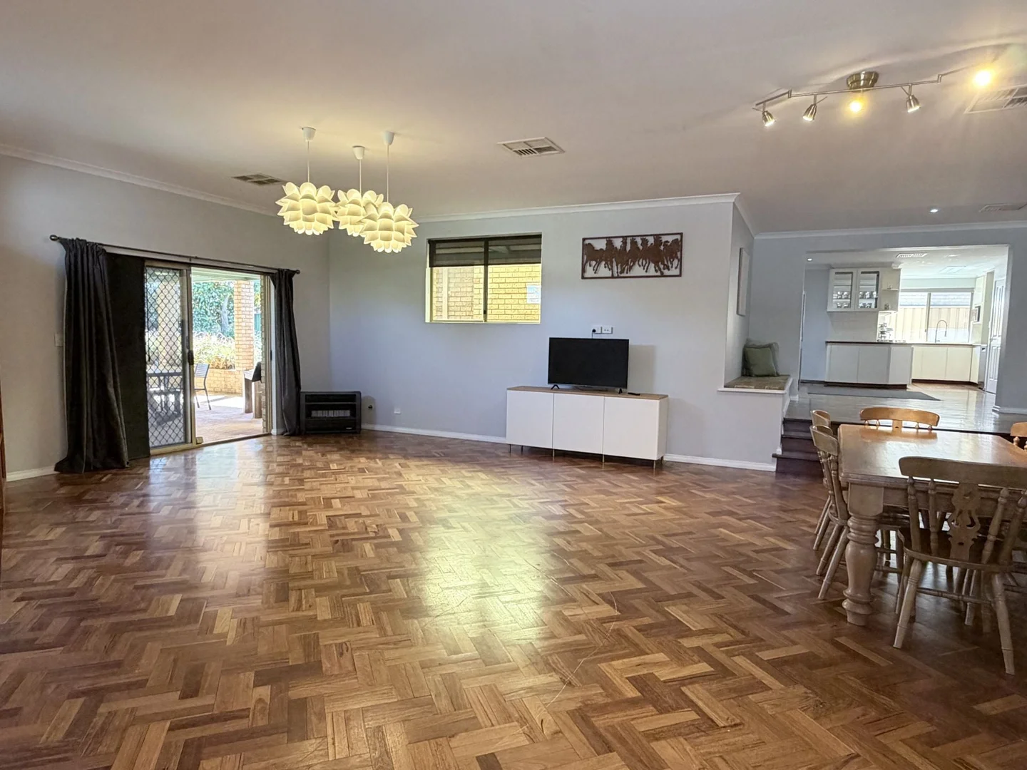 Additional image 2 of 16 Gazelle Place, Marangaroo WA 6064
