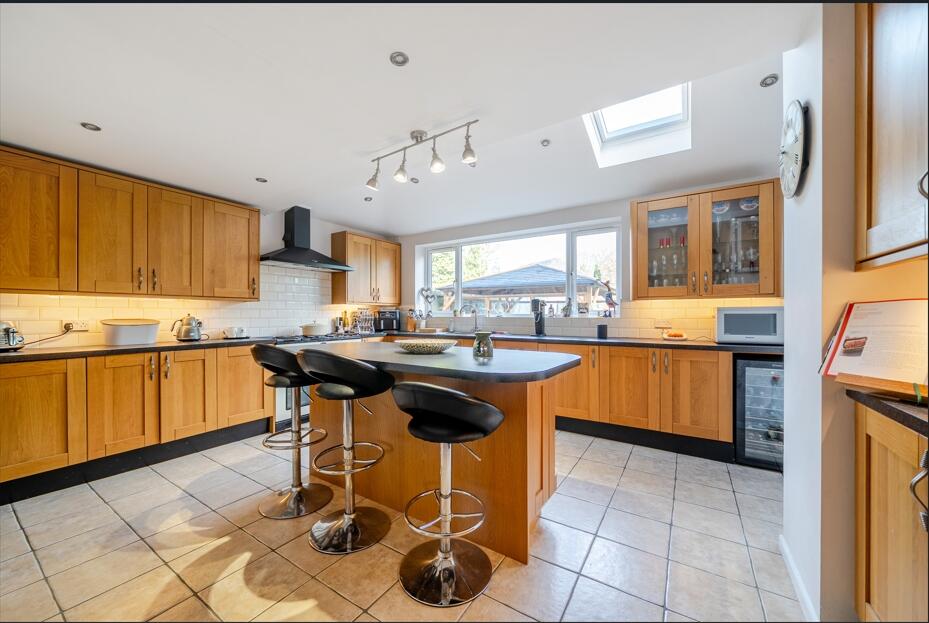 Rowlands Crescent, Solihull, West Midlands, B91 photo 2