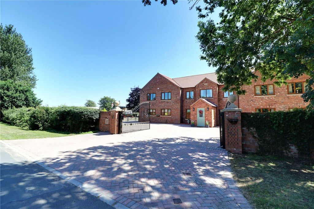 Additional image 41 of 6 bed detached house for saleGodnow Bridge, Crowle DN17