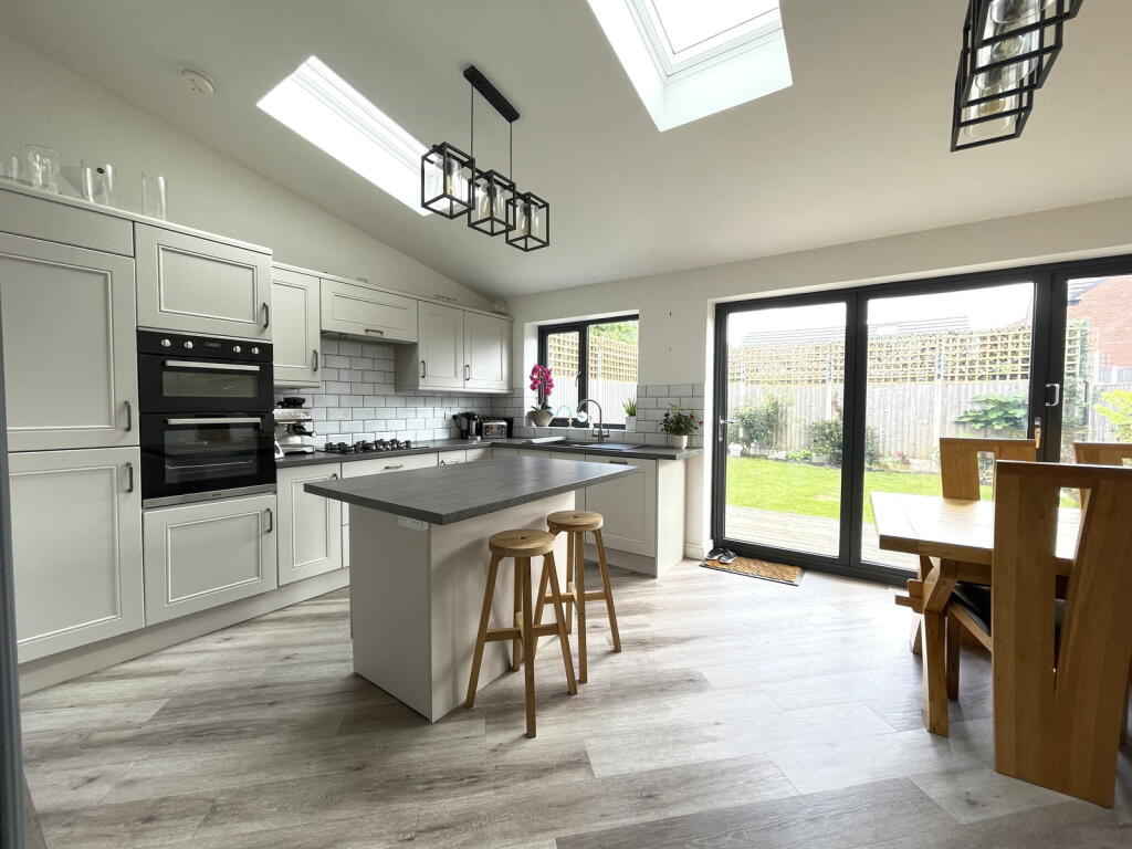 Oak Barn Road, Halesowen