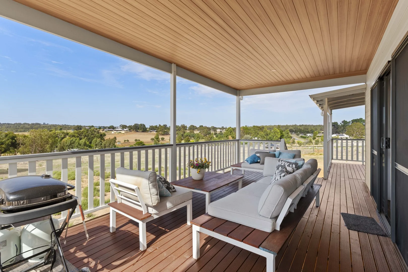 155 Citron Way, Lower Chittering WA 6084