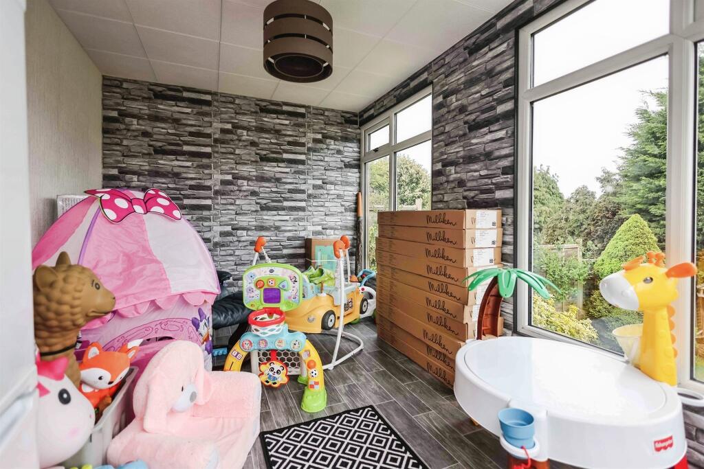 Additional image 20 of Holcroft Road, Halesowen