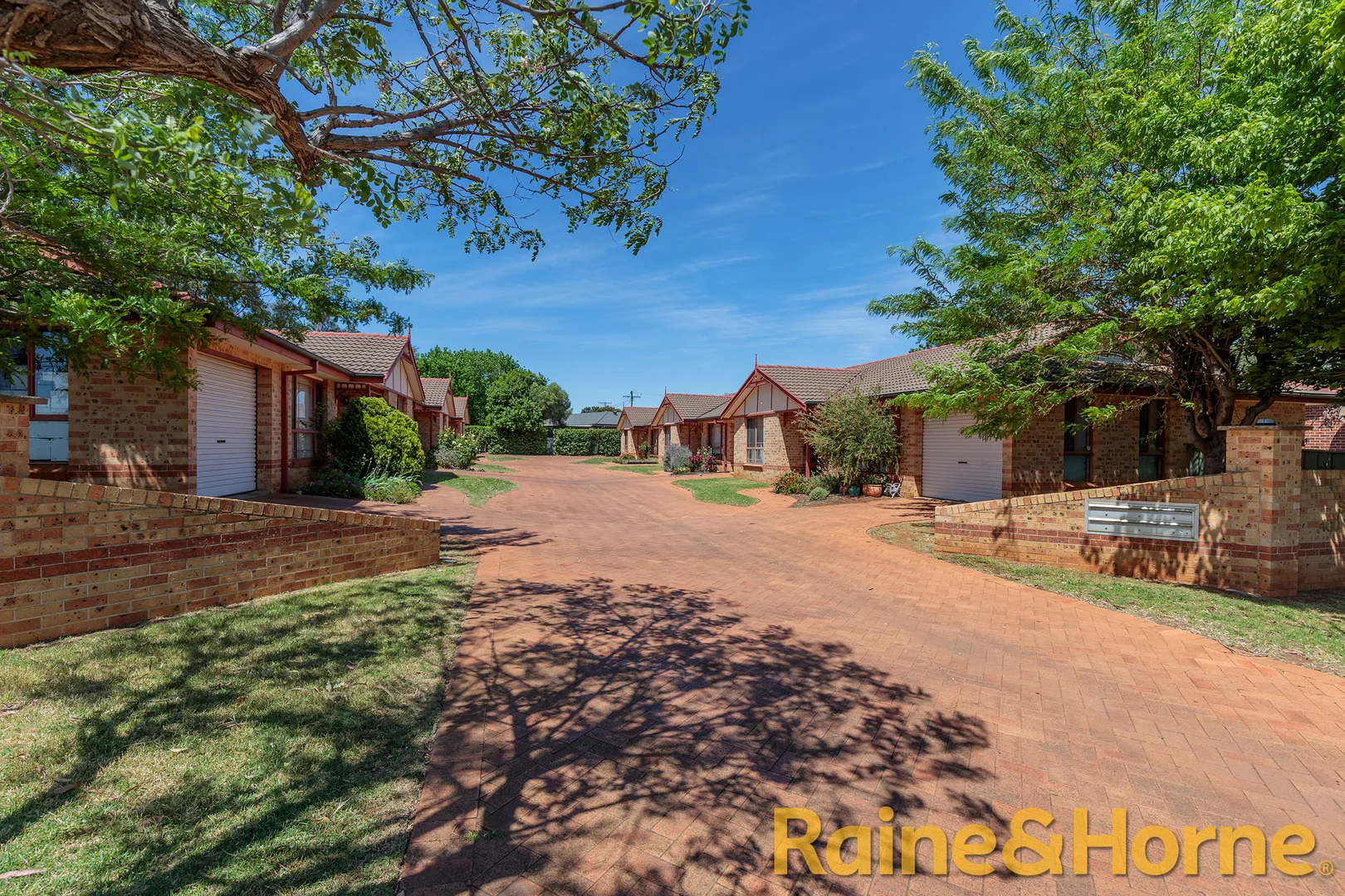Additional image 2 of 2/400-402 Wheelers Lane, Dubbo NSW 2830