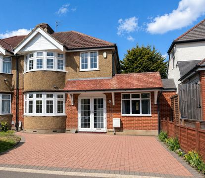 Ashdown Road, Hillingdon UB10
