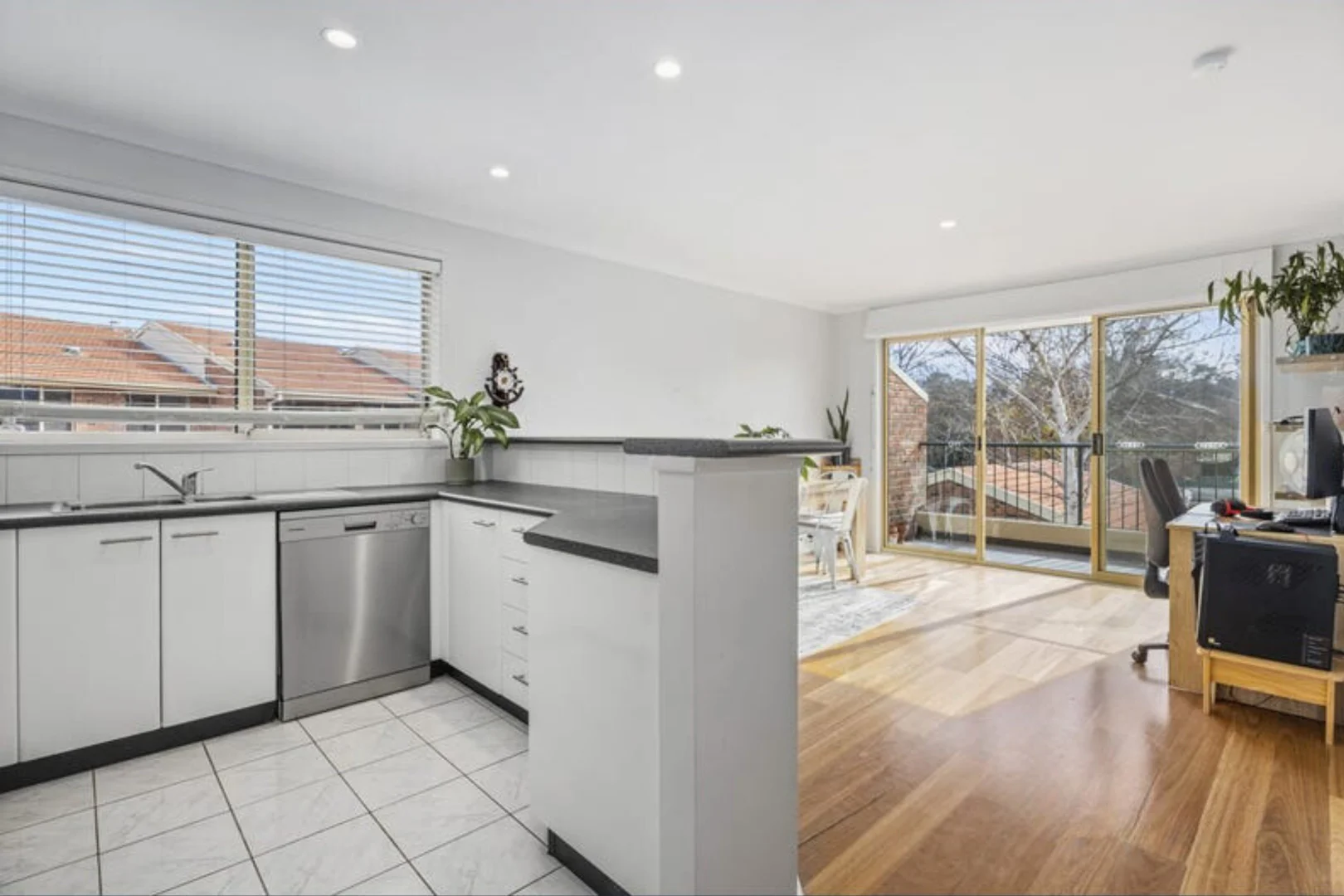 Additional image 3 of 46/44 Jerrabomberra Avenue, Narrabundah ACT 2604