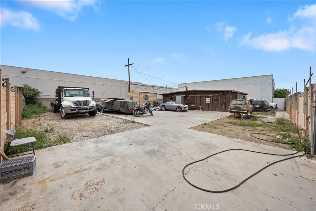 2052 Mountain View Rd, South El Monte, CA 91733 photo 4