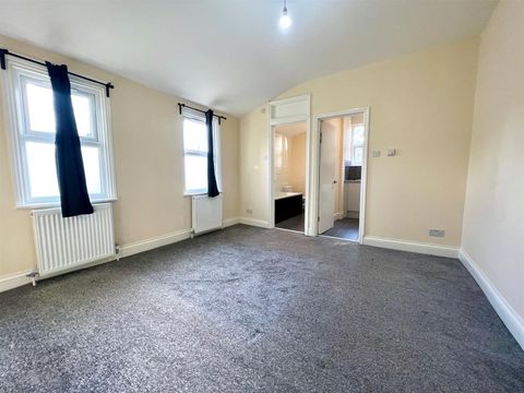 Verdant Lane, London SE6, Studio to rent