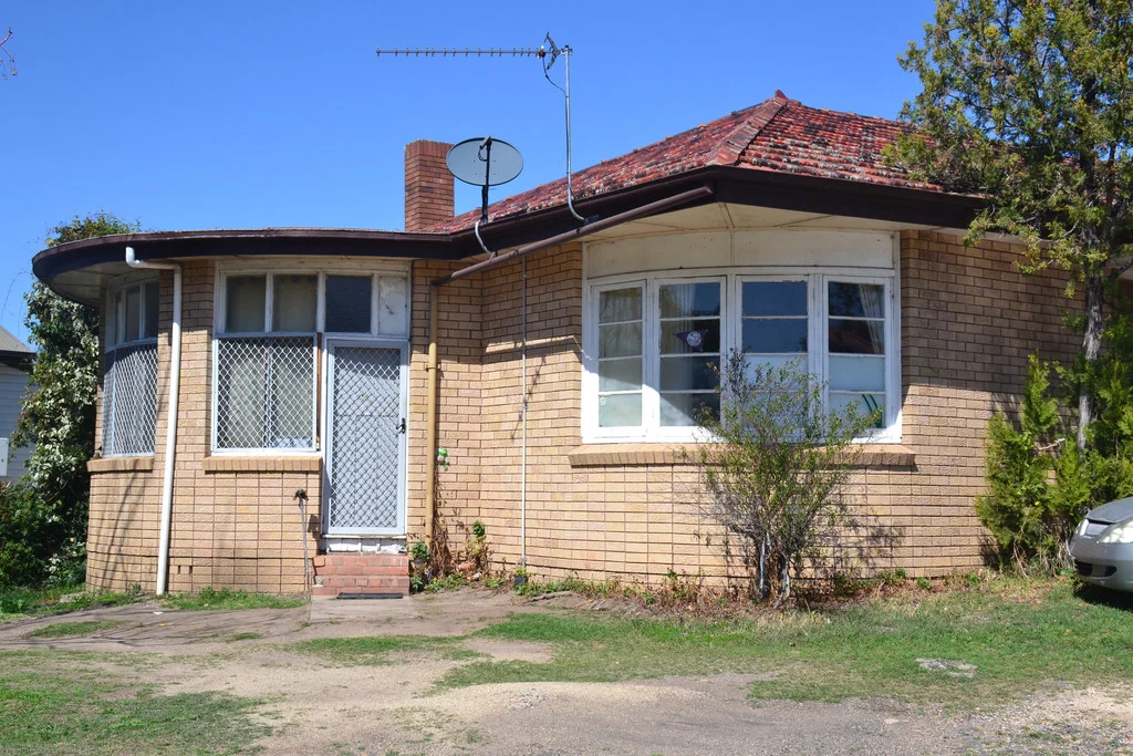1/2 Warialda Road, Inverell NSW 2360