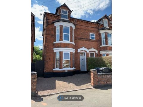 Summerfield Crescent, Birmingham B16, Studio to rent