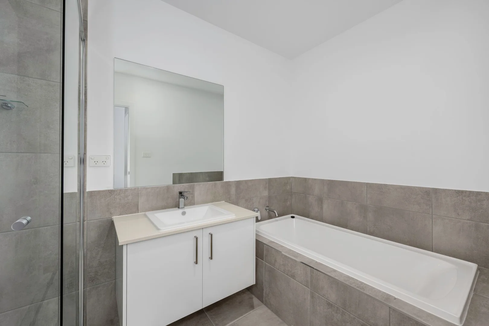 Additional image 3 of 17A Leatherwood Grove, Morisset NSW 2264
