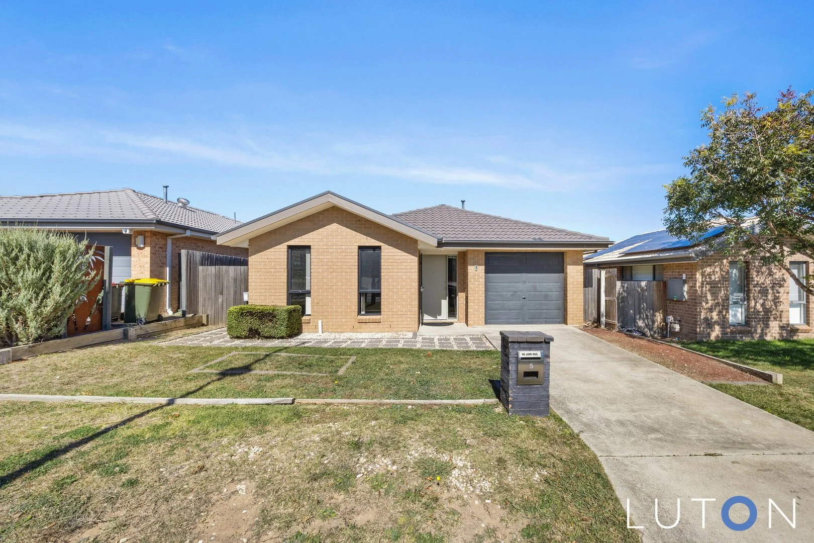 5 Keaney Street, Macgregor ACT 2615 photo 3