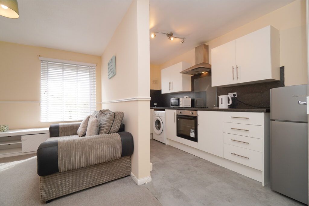 Additional image 4 of 1 bed flat for saleKestrel Court, Hardgate G81
