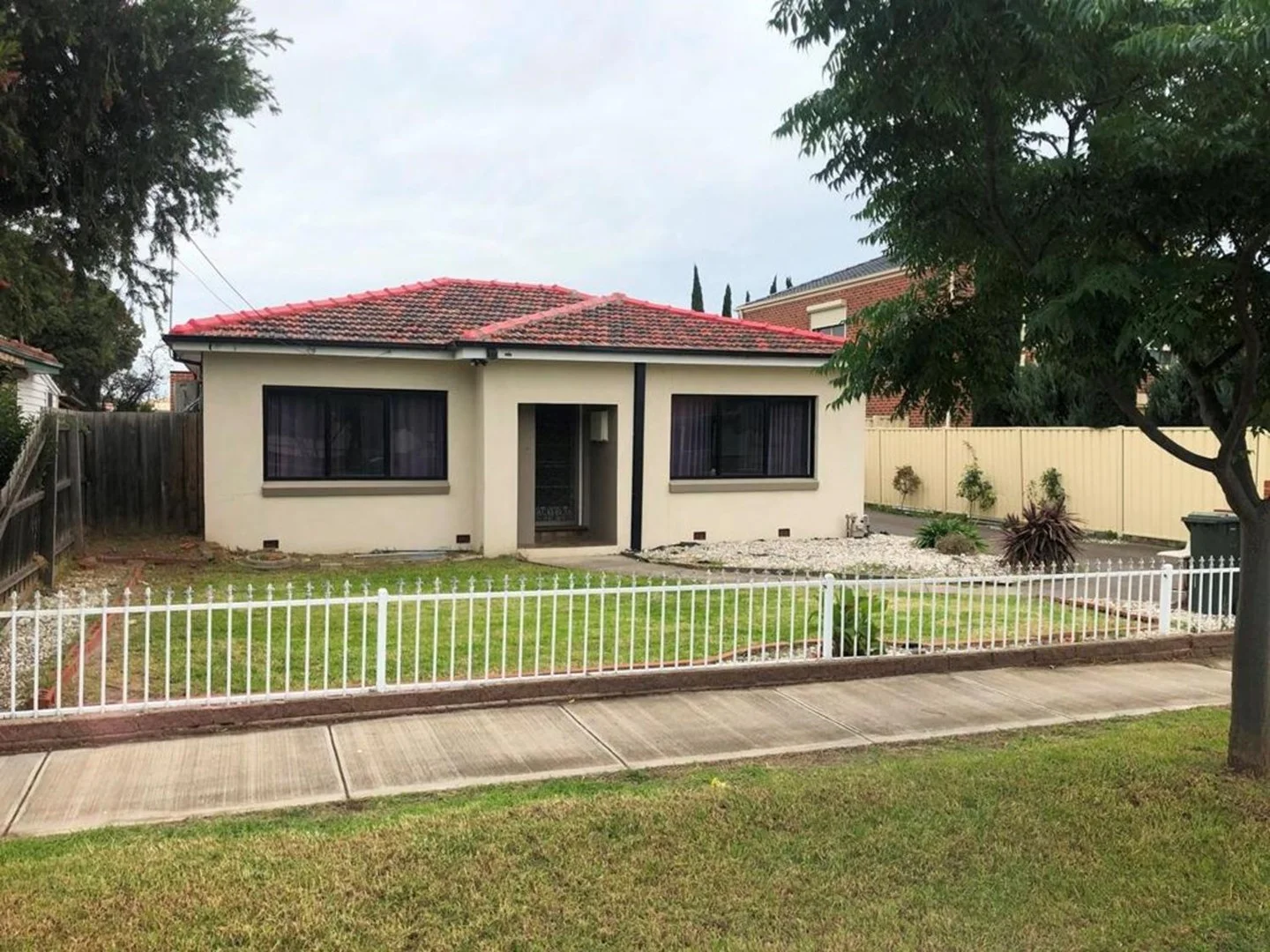 1/45 Westmoreland Road, Sunshine North VIC 3020
