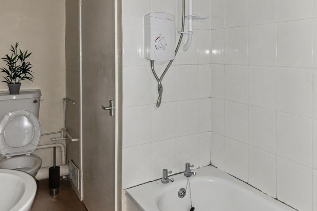 Additional image 13 of Flats 1-4, 58 Church Road, Birmingham, West Midlands, B13 9AG