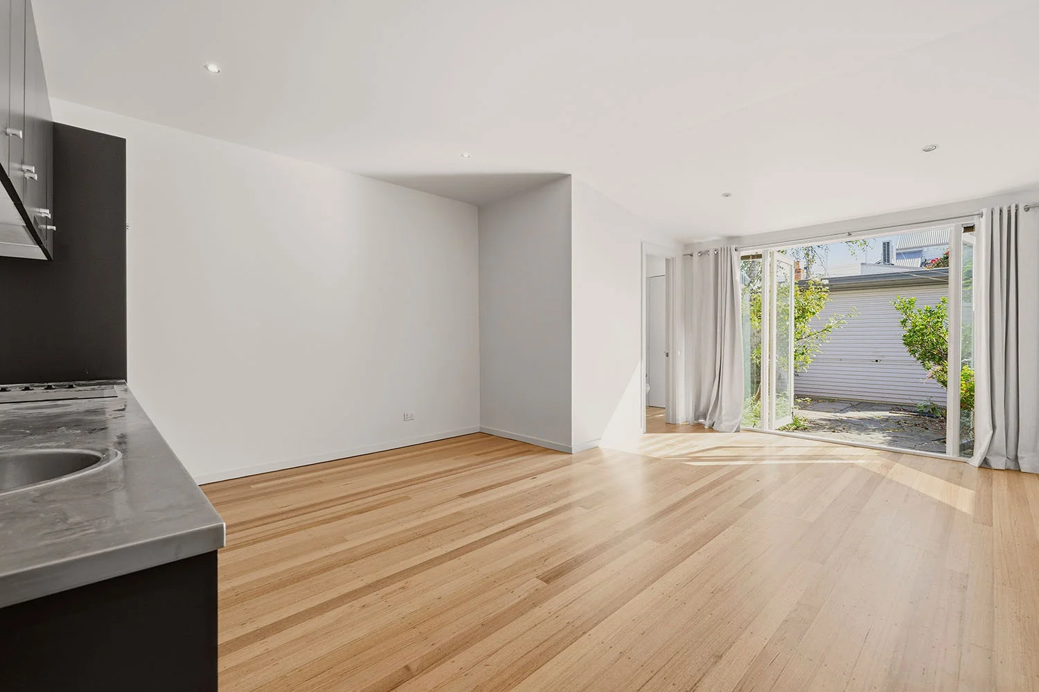 Additional image 2 of 112 Cobden Street, South Melbourne VIC 3205