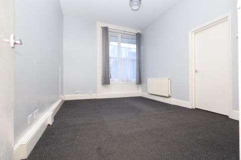 St. James' Road, Surbiton KT6