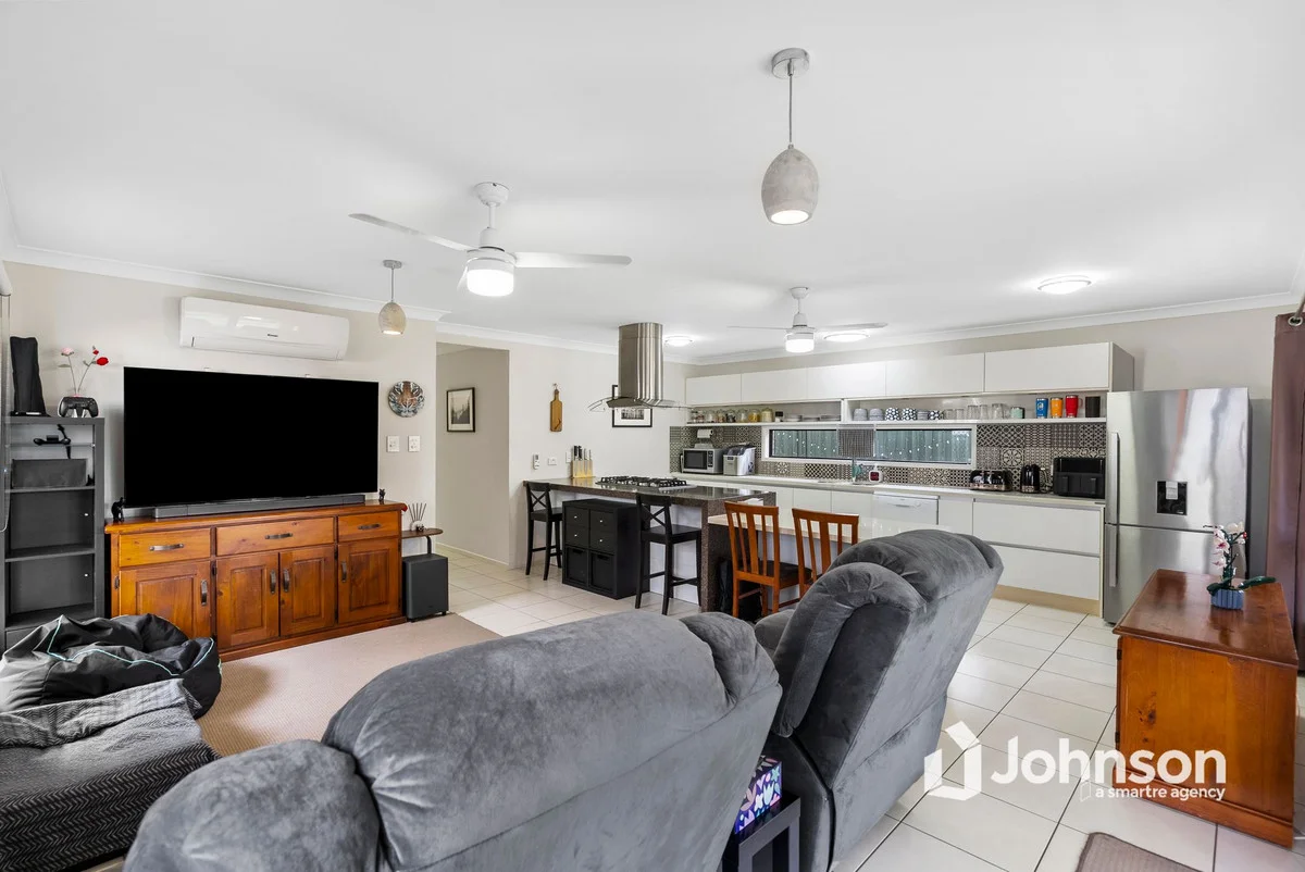 Additional image 5 of 115A Ziegenfusz Road, Thornlands QLD 4164