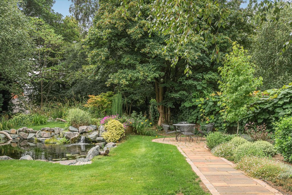 Additional image 41 of 7 bed detached house for saleParkside, Henley-On-Thames, Oxfordshire RG9
