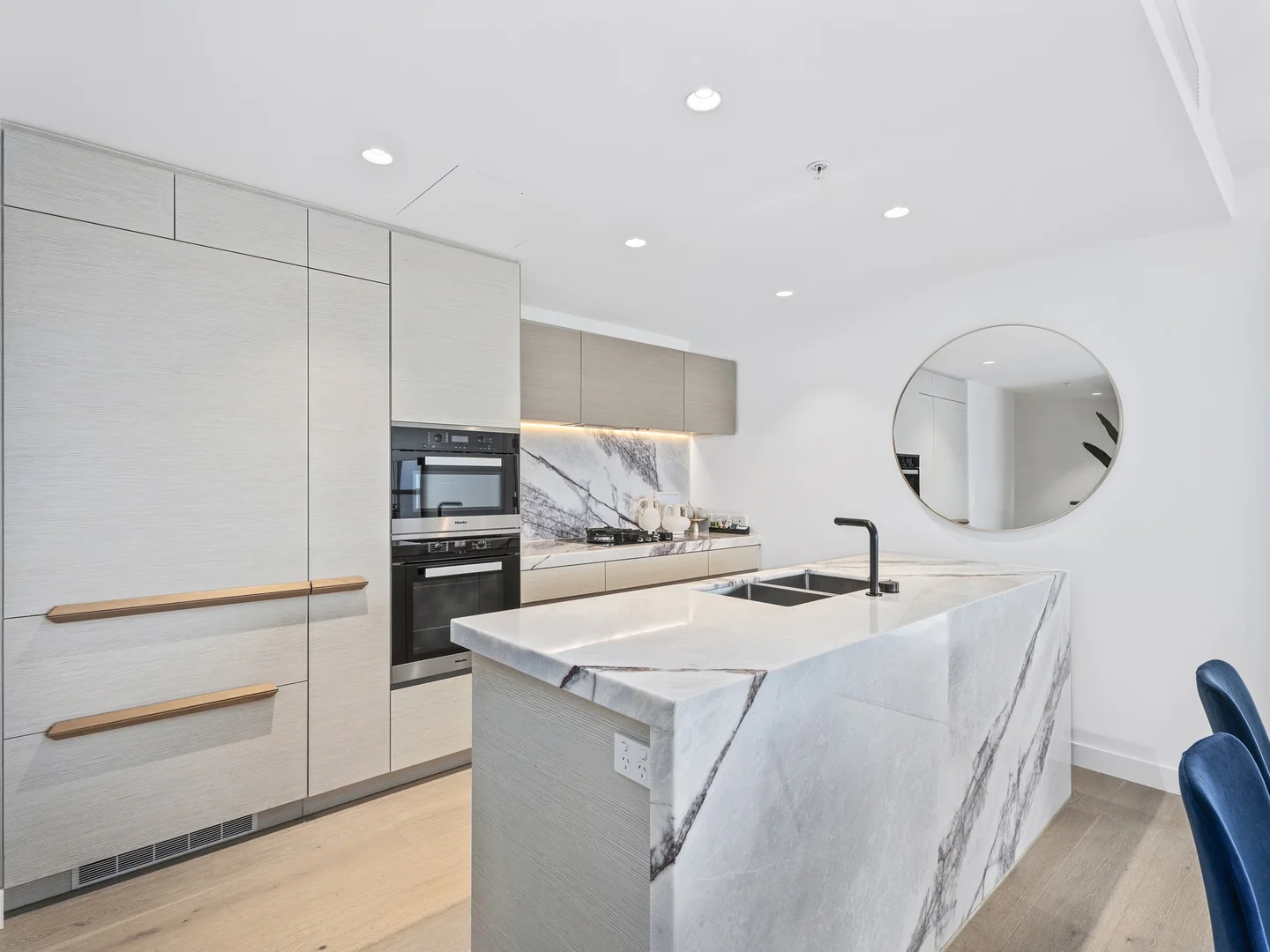Additional image 2 of 11103/36 Old Burleigh Road, Surfers Paradise QLD 4217
