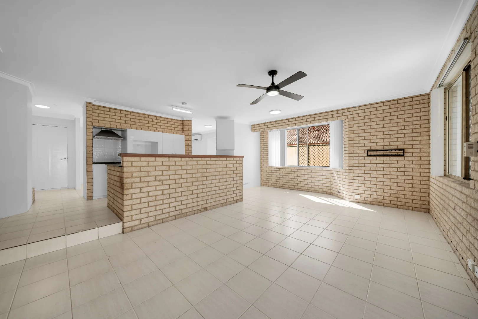 Additional image 11 of 64 Discovery Drive, Thornlie WA 6108