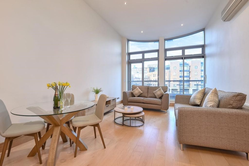 Additional image 5 of 2 bed flat for salePark Row, Bristol BS1