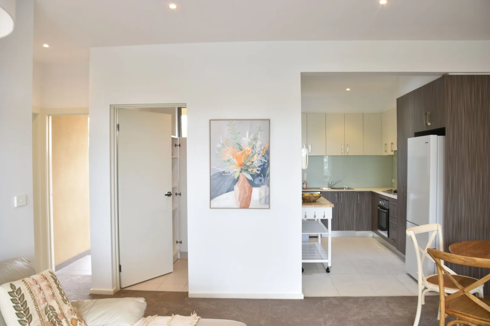 2/198 Waterloo Road, Oak Park VIC 3046 photo 3